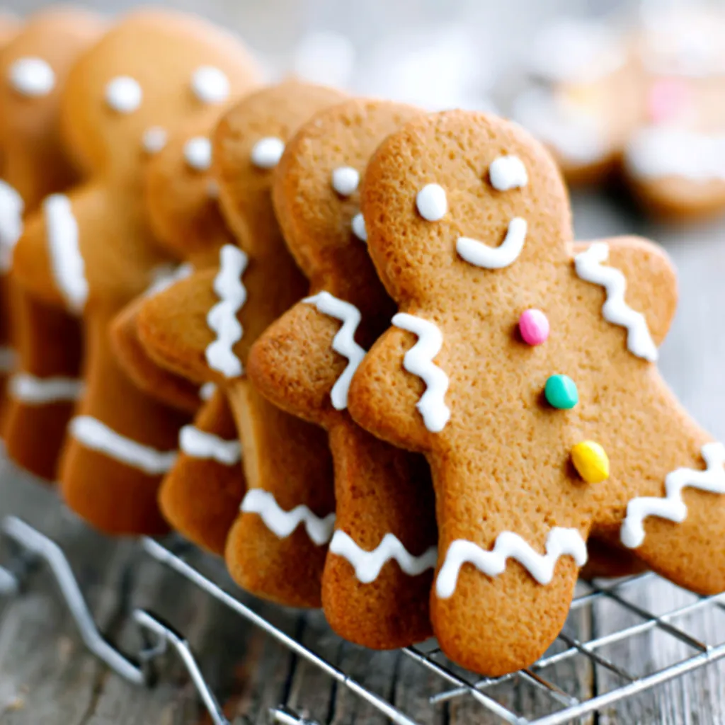PERFECT GINGERBREAD COOKIES RECIPE