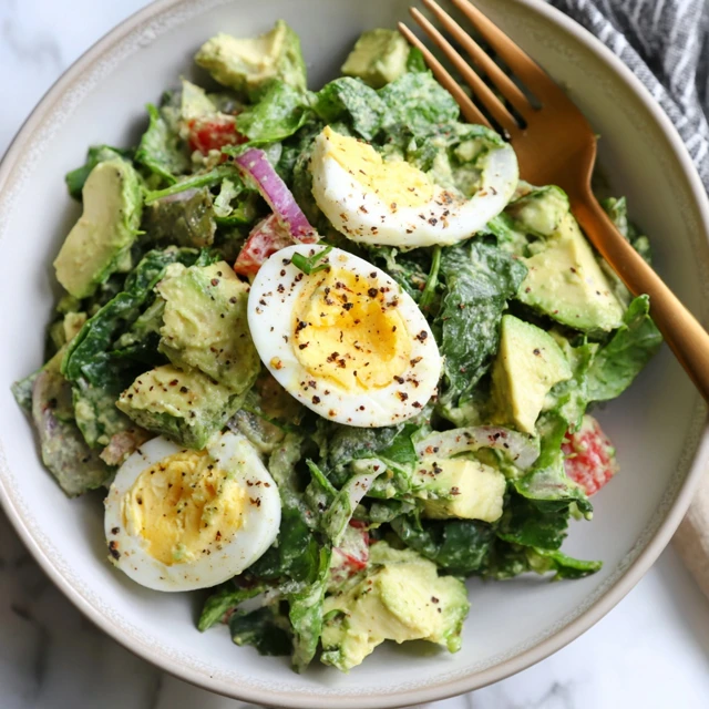 Avocado Egg Spinach Salad Recipe