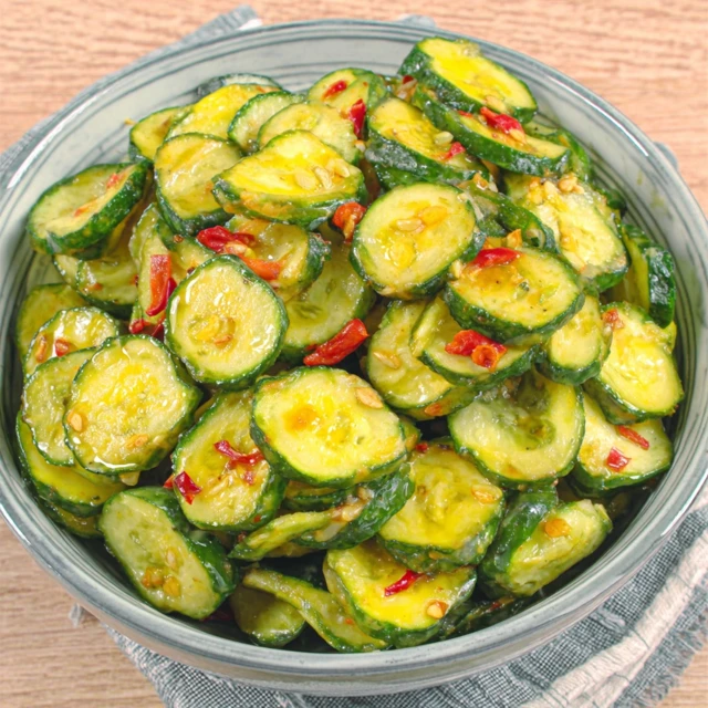 Zesty Spicy Cucumber Salad Recipe