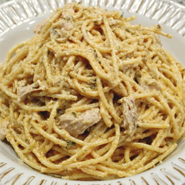 NEXT LEVEL SLOW COOKER CHICKEN SPAGHETTI